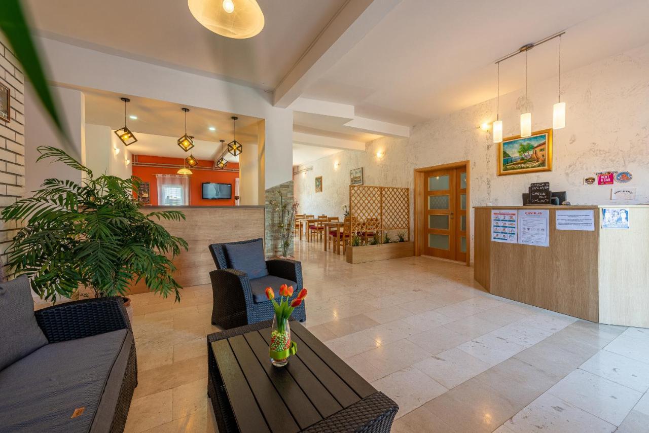 Bed & Breakfast Maki Biograd Na Moru Exterior foto