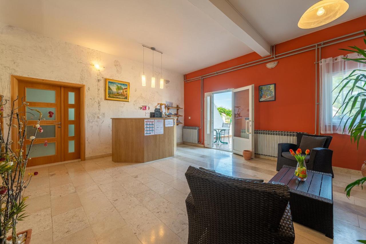 Bed & Breakfast Maki Biograd Na Moru Exterior foto