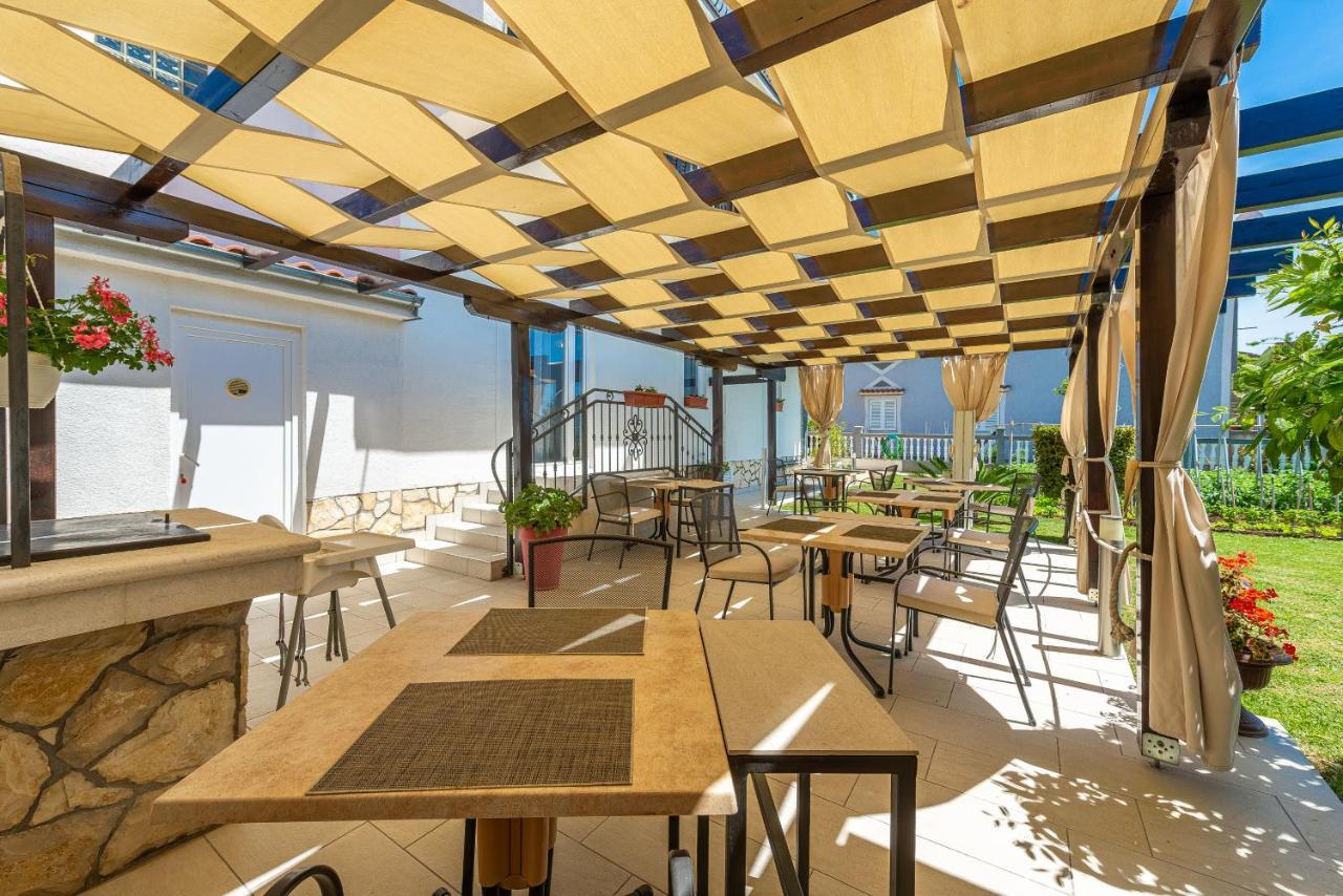 Bed & Breakfast Maki Biograd Na Moru Exterior foto