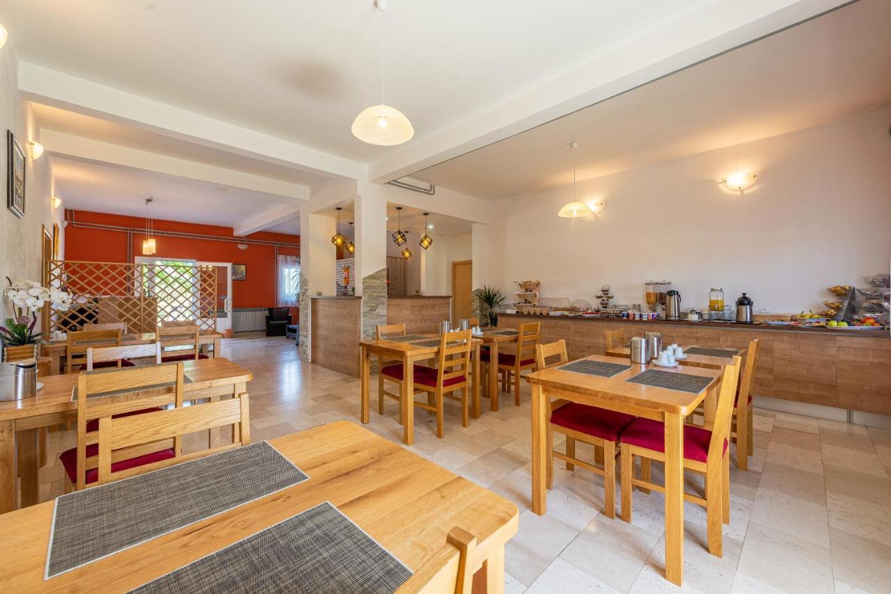 Bed & Breakfast Maki Biograd Na Moru Exterior foto
