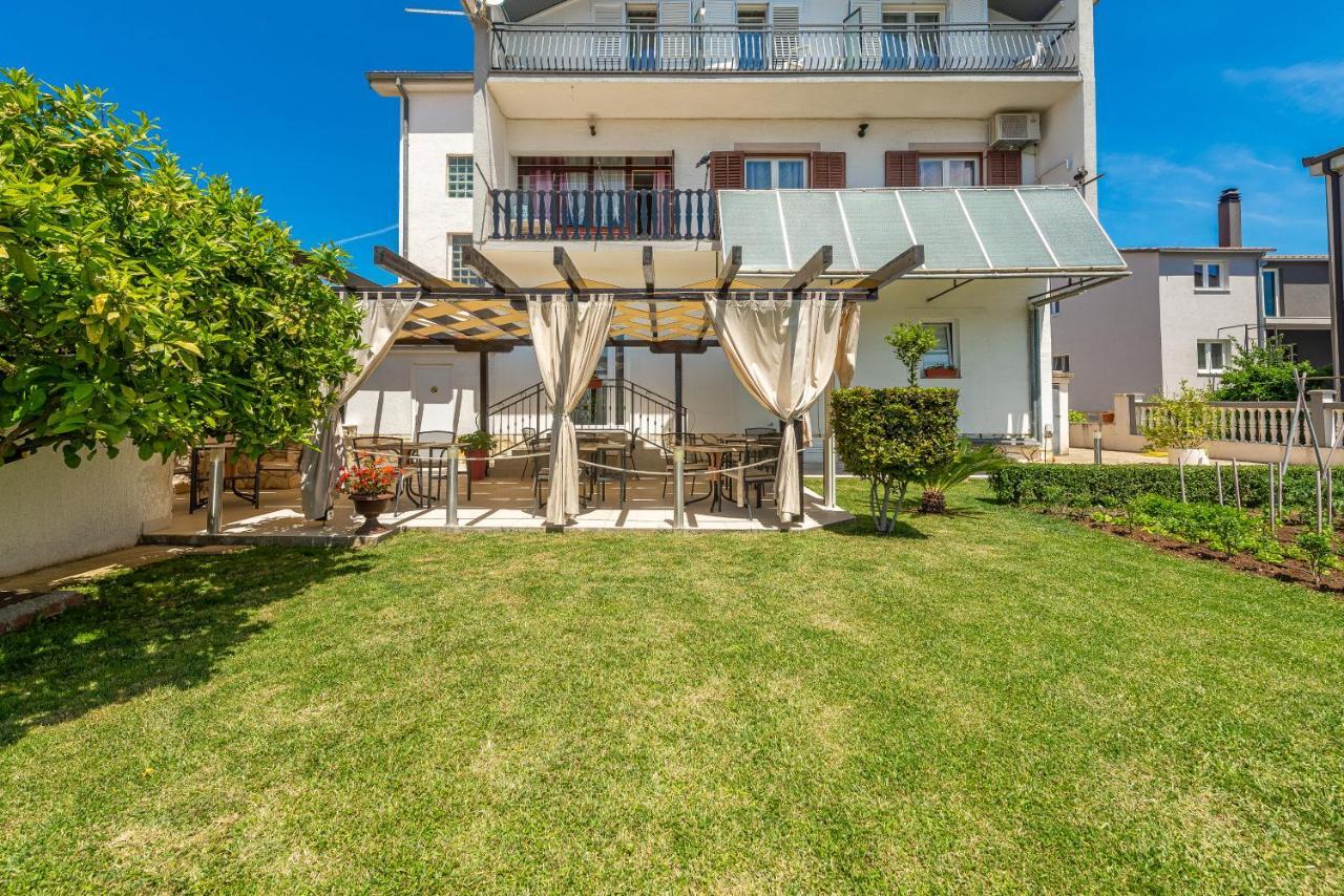 Bed & Breakfast Maki Biograd Na Moru Exterior foto