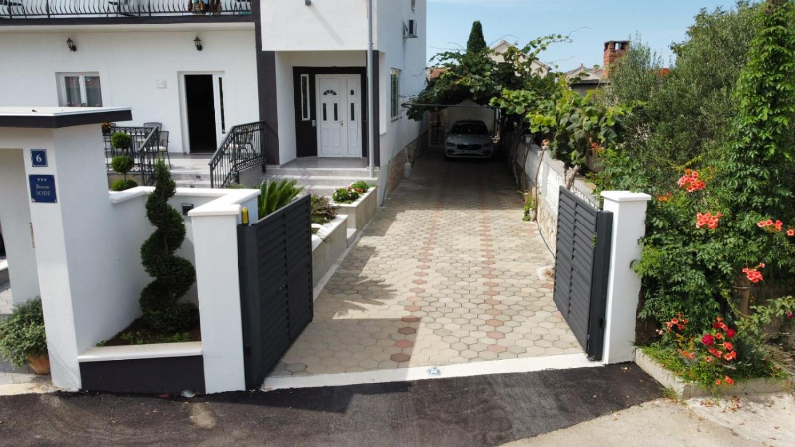 Bed & Breakfast Maki Biograd Na Moru Exterior foto